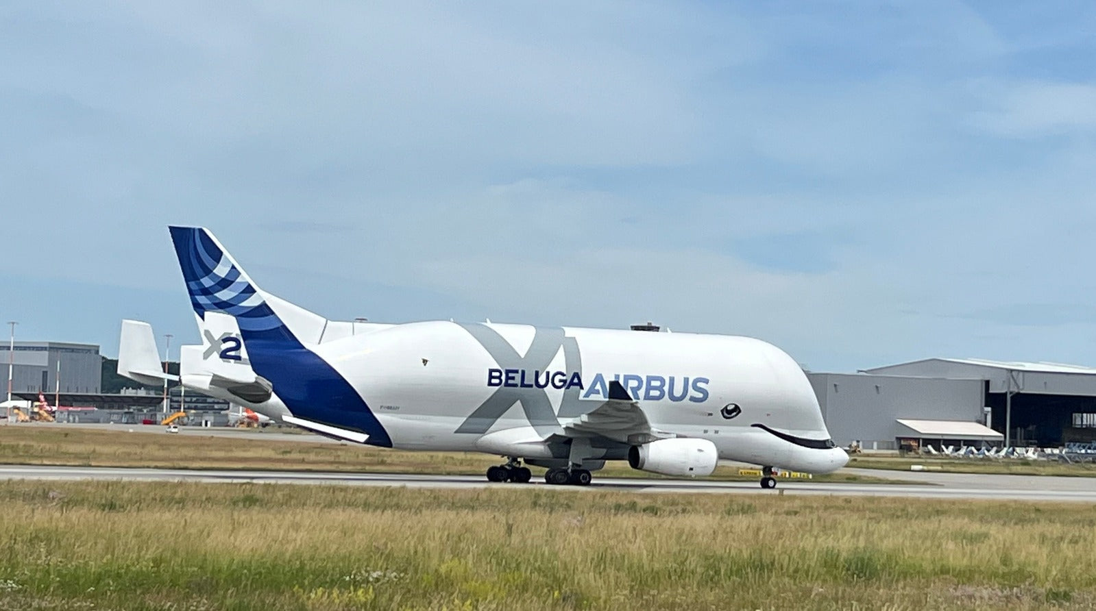 Catching a Beluga XL 2 Landing at Airbus Finkenwerder, Hamburg